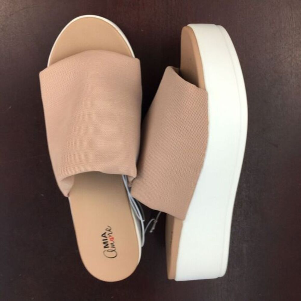 NWT Mia Amore‎ Blush Wedge Sandals Size 9.5 Womens